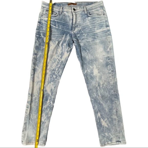 Joes JD size W 31 light wash skinny jeans with a tie dye/bleach dye type design - Picture 9 of 16